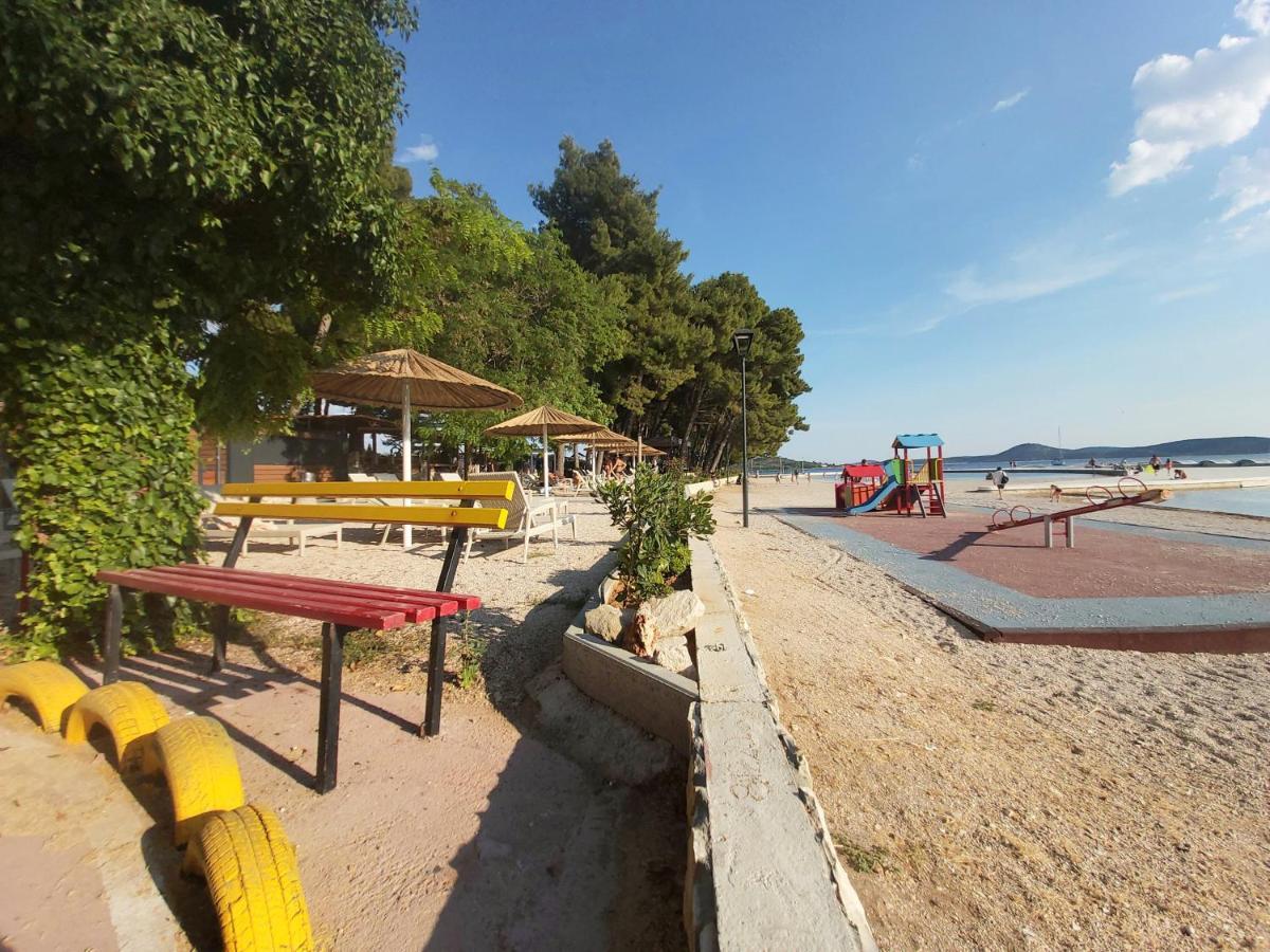 Apartman Arija-Pino Vodice Zimmer foto