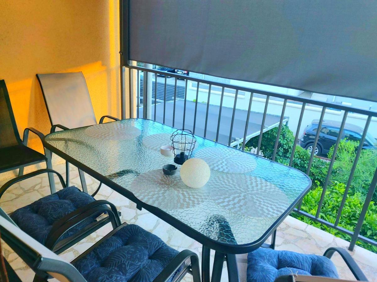 Apartman Arija-Pino Vodice Zimmer foto