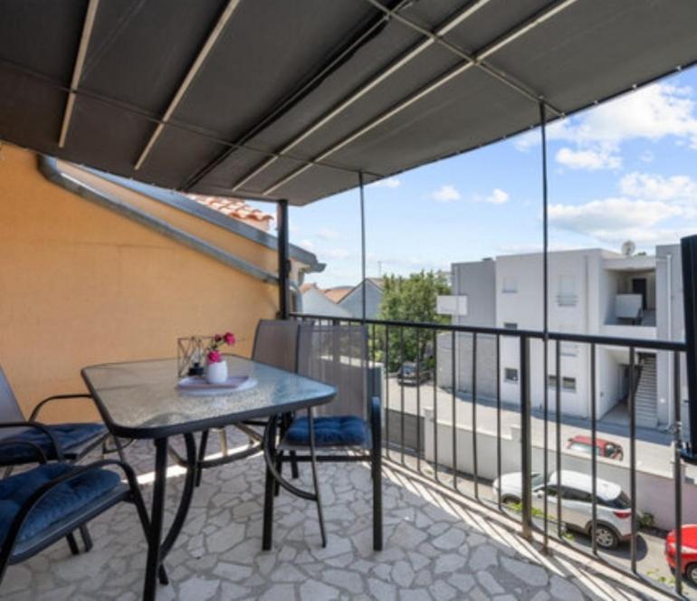 Apartman Arija-Pino Vodice Zimmer foto